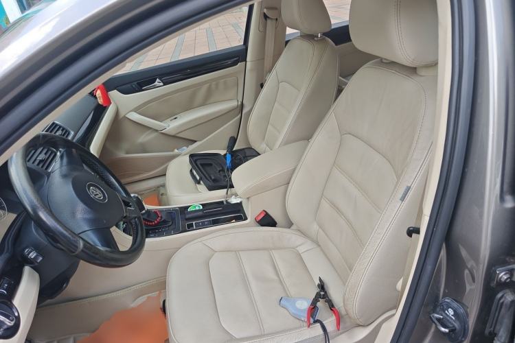 Used Volkswagen Passat 2014 1.8TSI DSG Prestige Edition Left Front Seat
