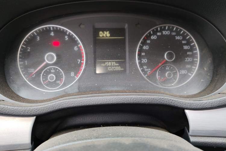 Used Volkswagen Passat 2014 1.4TSI DSG Prestige Edition Odometer Close Up