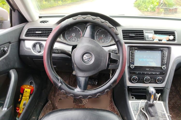 Used Volkswagen Passat 2014 1.4TSI DSG Prestige Edition Steering Wheel