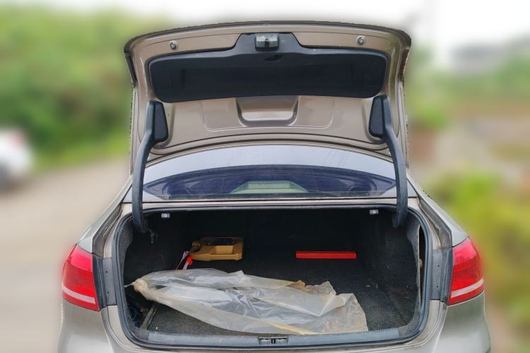 Used Volkswagen Passat 2014 1.4TSI DSG Prestige Edition Trunk