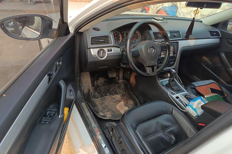 Used Volkswagen Passat 2014 1.8TSI DSG 30th Anniversary Edition Driver Seat
