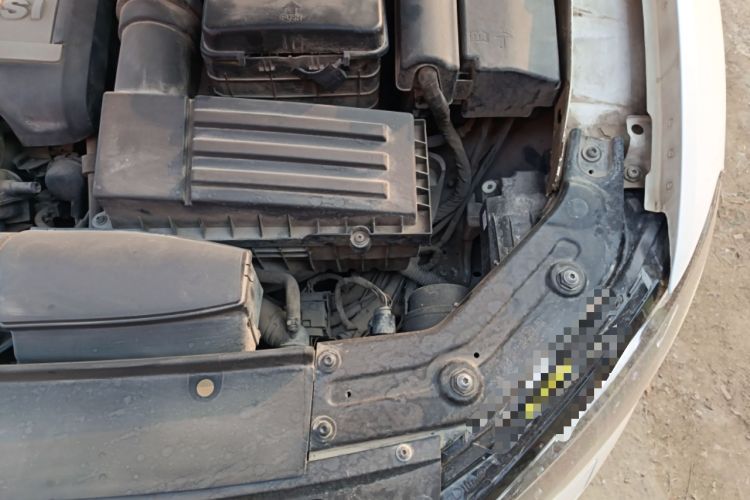Used Volkswagen Passat 2014 1.8TSI DSG 30th Anniversary Edition Engine Bay Left