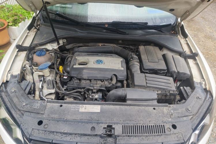 Used Volkswagen Passat 2014 1.8TSI DSG Prestige Edition Engine Bay