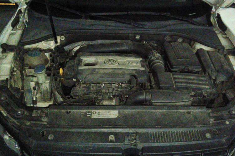 Used Volkswagen Passat 2014 1.8TSI DSG Prestige Edition Engine Bay