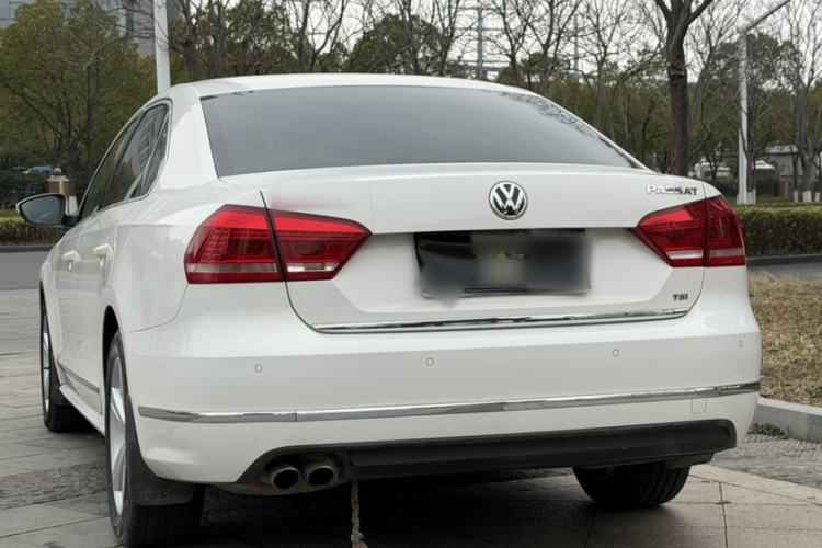 Used Volkswagen Passat 2014 1.8TSI DSG Prestige Edition Exterior 3