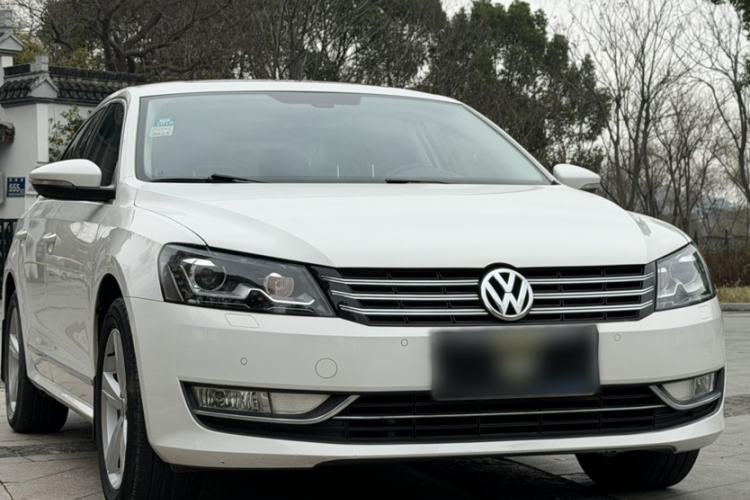 Used Volkswagen Passat 2014 1.8TSI DSG Prestige Edition Exterior 4