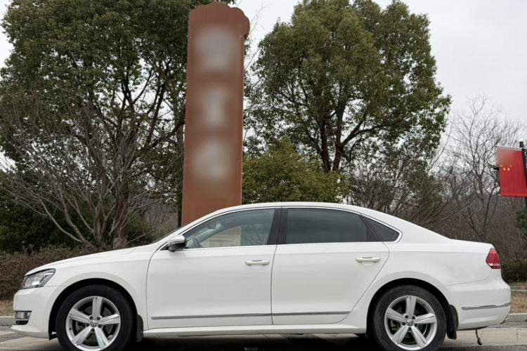 Used Volkswagen Passat 2014 1.8TSI DSG Prestige Edition Exterior 5