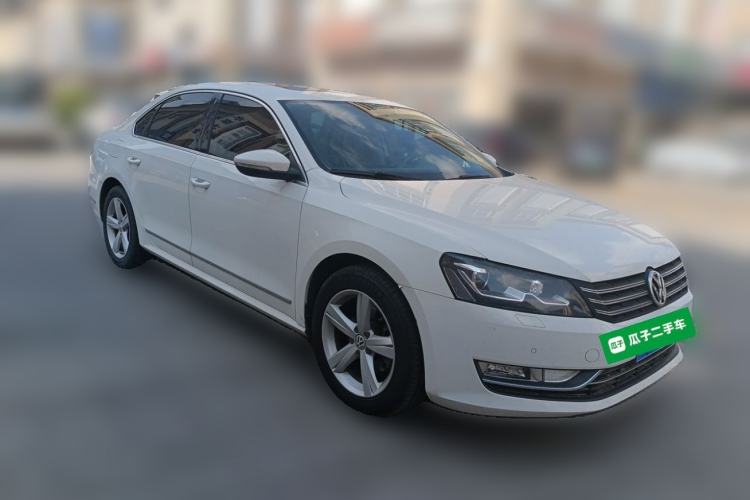 Used Volkswagen Passat 2014 1.8TSI DSG Prestige Edition Front Right 45 Deg
