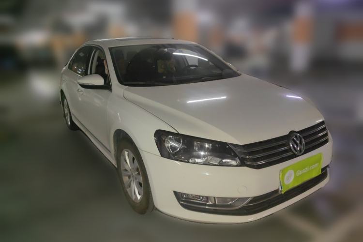 Used Volkswagen Passat 2014 1.8TSI DSG Prestige Navigation Edition Front Right 45 Deg