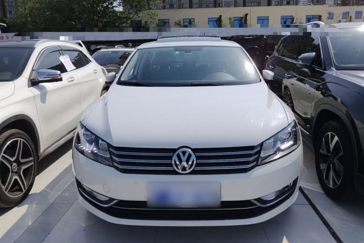 Used Volkswagen Passat 2014 2.0 TSI DSG Ultimate Edition Front