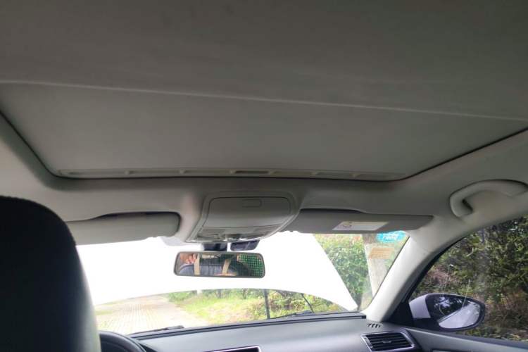 Used Volkswagen Passat 2014 1.8TSI DSG Prestige Edition Headliner