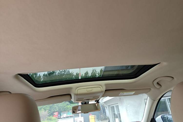 Used Volkswagen Passat 2014 1.8TSI DSG Prestige Edition Headliner