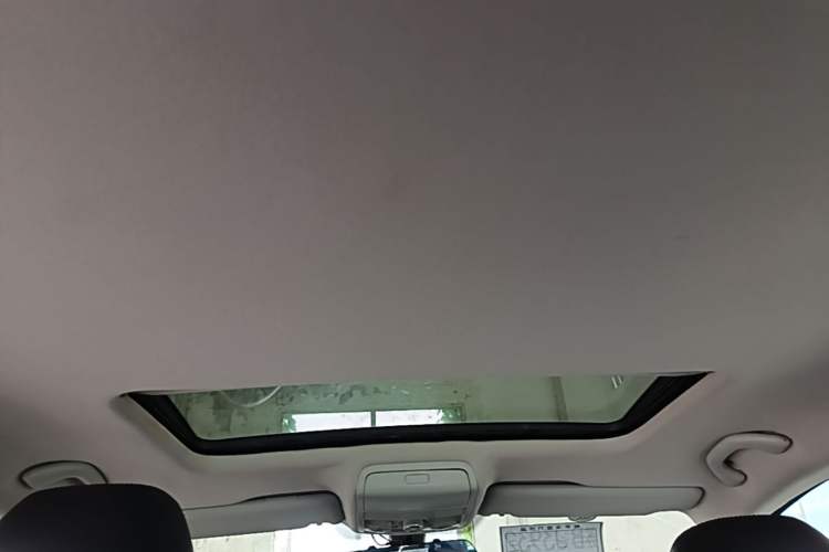 Used Volkswagen Passat 2014 1.8TSI DSG Prestige Navigation Edition Headliner