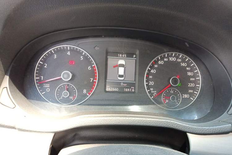Used Volkswagen Passat 2014 1.8TSI DSG Prestige Edition Instrument Cluster