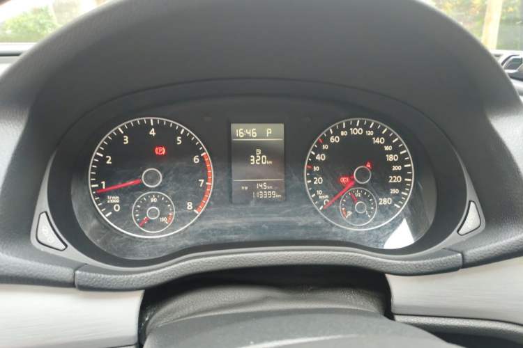 Used Volkswagen Passat 2014 1.8TSI DSG Prestige Edition Instrument Cluster