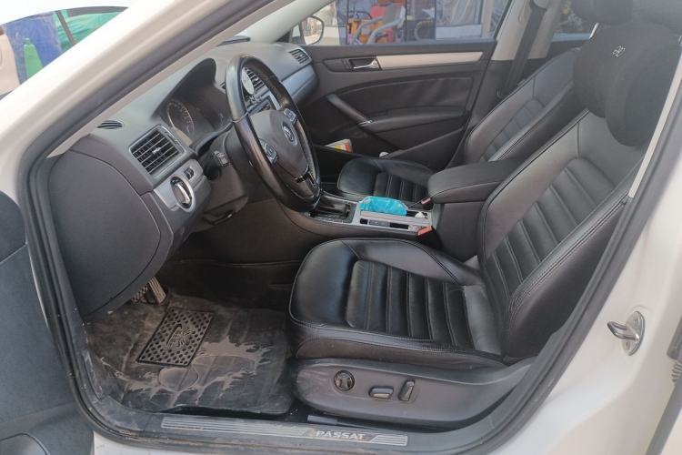 Used Volkswagen Passat 2014 1.8TSI DSG Prestige Edition Left Front Seat