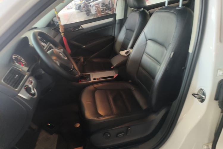 Used Volkswagen Passat 2014 1.8TSI DSG Prestige Navigation Edition Left Front Seat