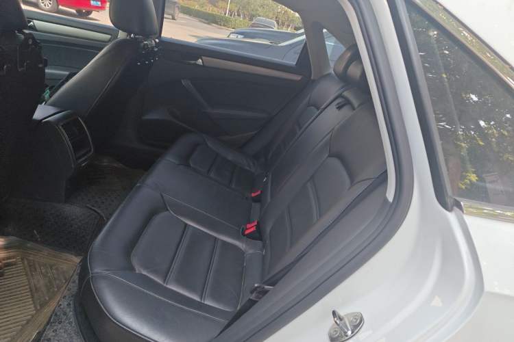 Used Volkswagen Passat 2014 1.4TSI Manual Luxury Edition Left Rear Seat
