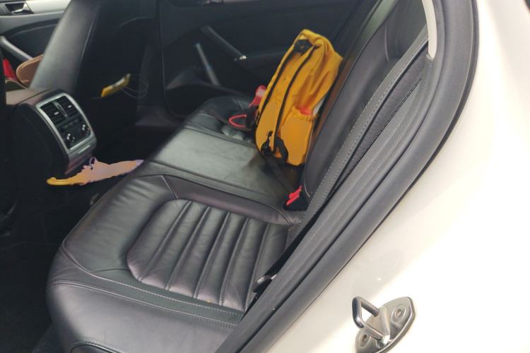 Used Volkswagen Passat 2014 1.8TSI DSG Prestige Navigation Edition Left Rear Seat
