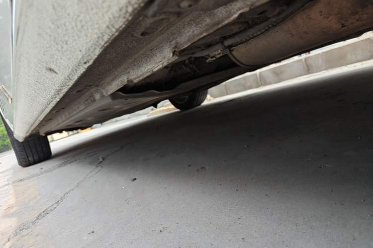 Used Volkswagen Passat 2014 1.8TSI DSG Prestige Edition Left Side Sill