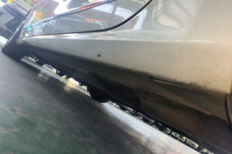 Used Volkswagen Passat 2014 1.8TSI DSG Prestige Navigation Edition Left Side Sill
