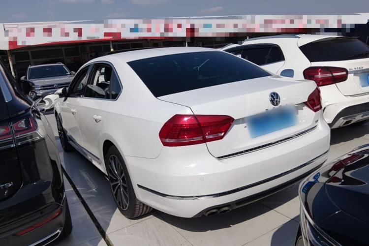 Used Volkswagen Passat 2014 2.0 TSI DSG Ultimate Edition Rear Left 45 Deg
