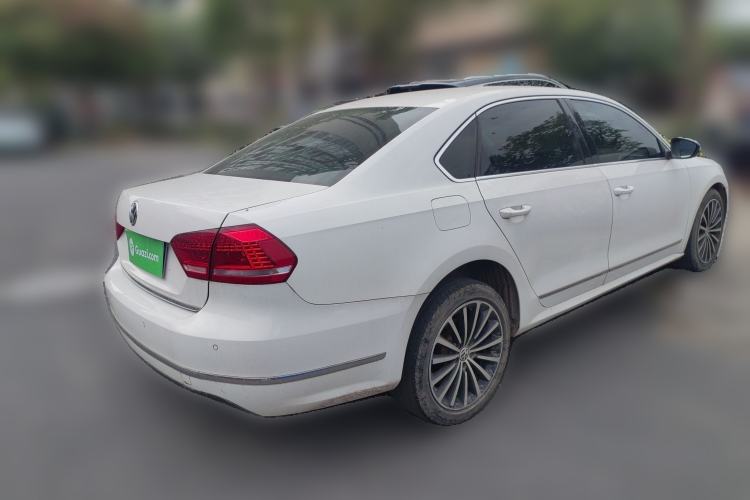Used Volkswagen Passat 2014 1.8TSI DSG Prestige Navigation Edition Rear Right 45 Deg