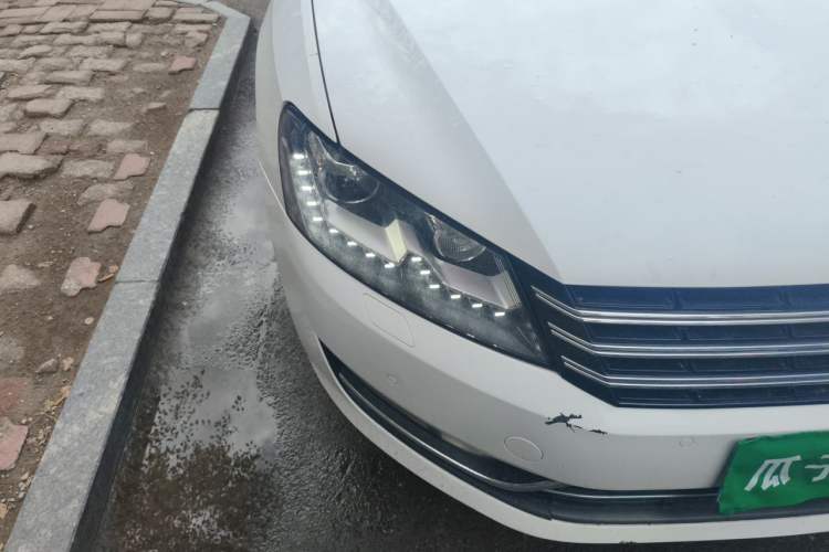 Used Volkswagen Passat 2014 2.0 TSI DSG Prestige Navigation Edition Right Front Headlight