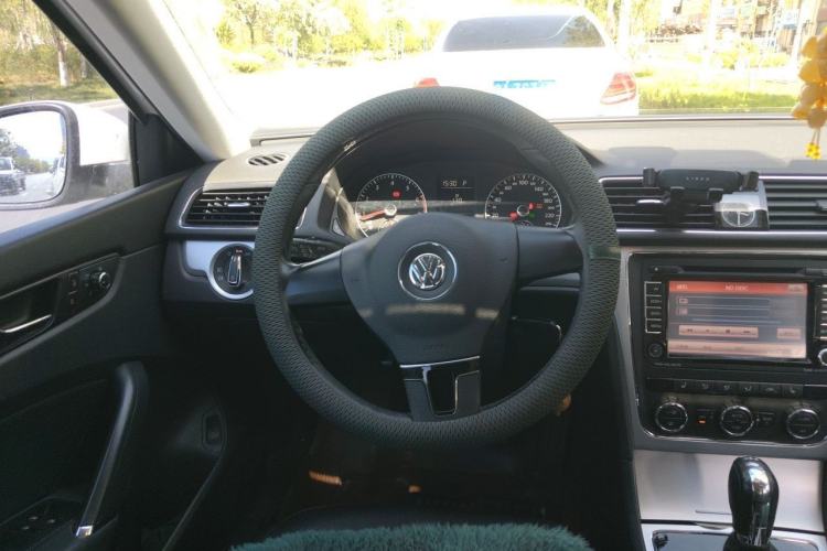 Used Volkswagen Passat 2014 1.8TSI DSG Prestige Edition Steering Wheel