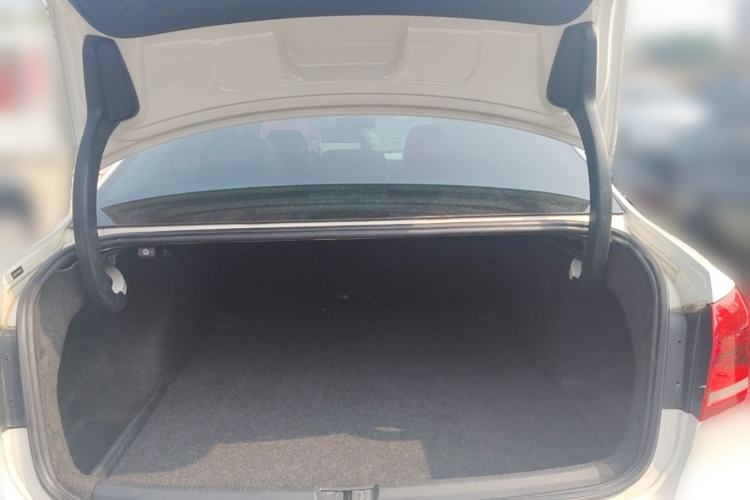 Used Volkswagen Passat 2014 1.8TSI DSG Prestige Navigation Edition Trunk