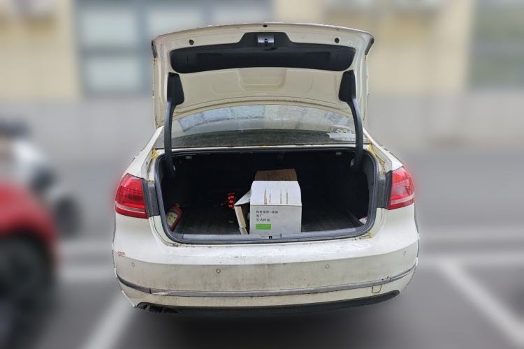 Used Volkswagen Passat 2014 1.8TSI DSG Prestige Navigation Edition Trunk
