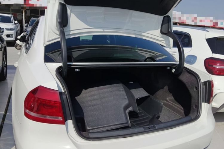 Used Volkswagen Passat 2014 2.0 TSI DSG Ultimate Edition Trunk