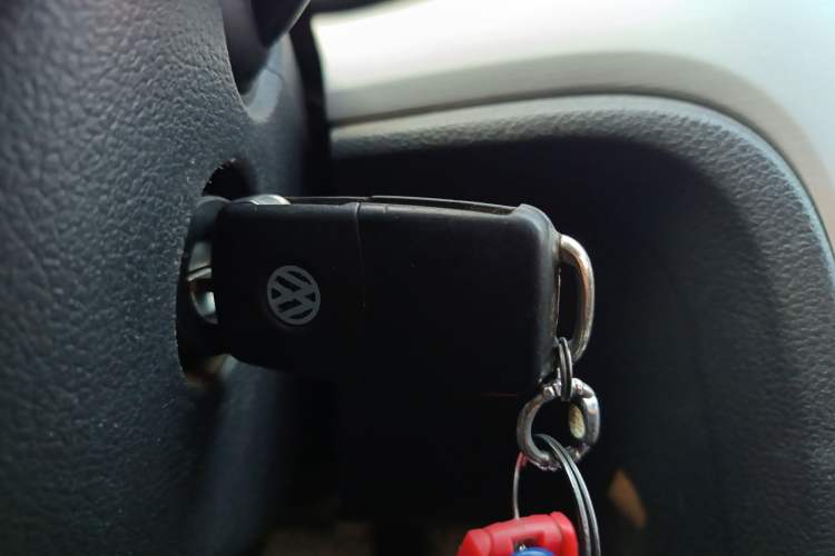 Used Volkswagen Passat 2014 1.8TSI DSG 30th Anniversary Edition Vehicle Key