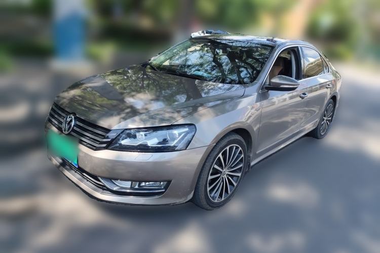 Used Volkswagen Passat 2014 1.8TSI DSG Prestige Navigation Edition Guazi used car, China used car export, Used car for sale, Used cars, Cheapest cars for sale