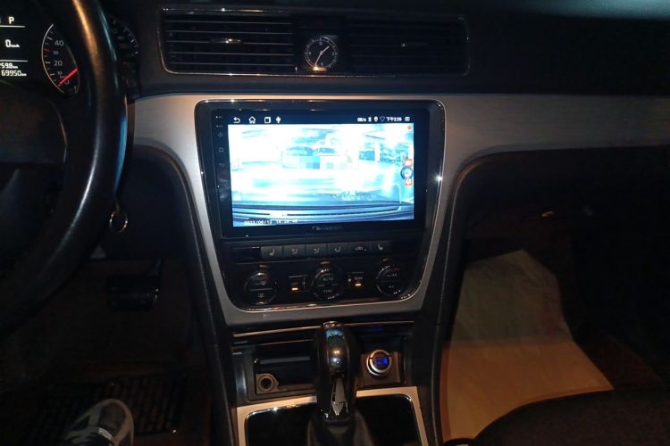 Used Volkswagen Passat 2014 1.8TSI DSG Prestige Edition Audio And AC Panel