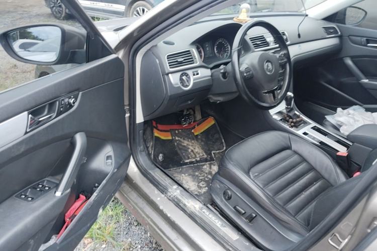 Used Volkswagen Passat 2014 1.8TSI DSG Prestige Edition Driver Seat