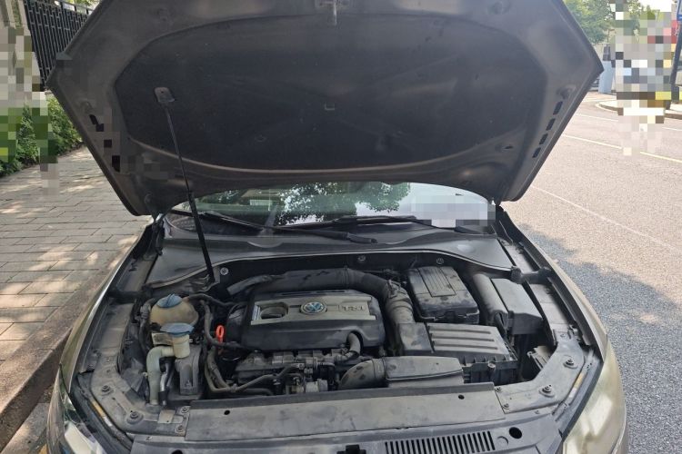 Used Volkswagen Passat 2014 1.8TSI DSG Prestige Edition Engine Bay