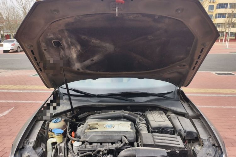 Used Volkswagen Passat 2014 1.8TSI DSG Prestige Edition Engine Bay