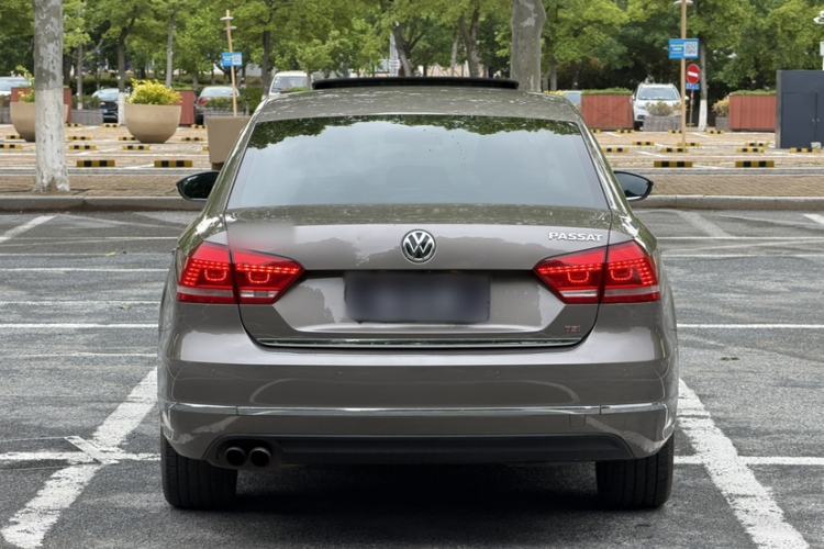 Used Volkswagen Passat 2014 2.0 TSI DSG Prestige Edition Exterior 3