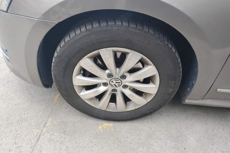 Used Volkswagen Passat 2014 1.8TSI DSG Prestige Edition Exterior 4