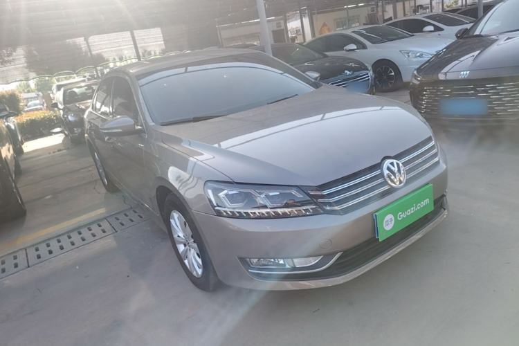 Used Volkswagen Passat 2014 1.8TSI DSG Prestige Edition Front Right 45 Deg