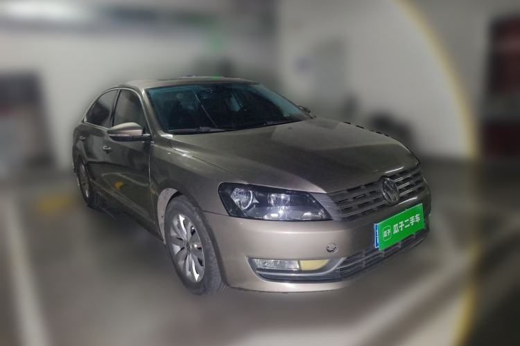 Used Volkswagen Passat 2014 1.8TSI DSG Prestige Edition Front Right 45 Deg
