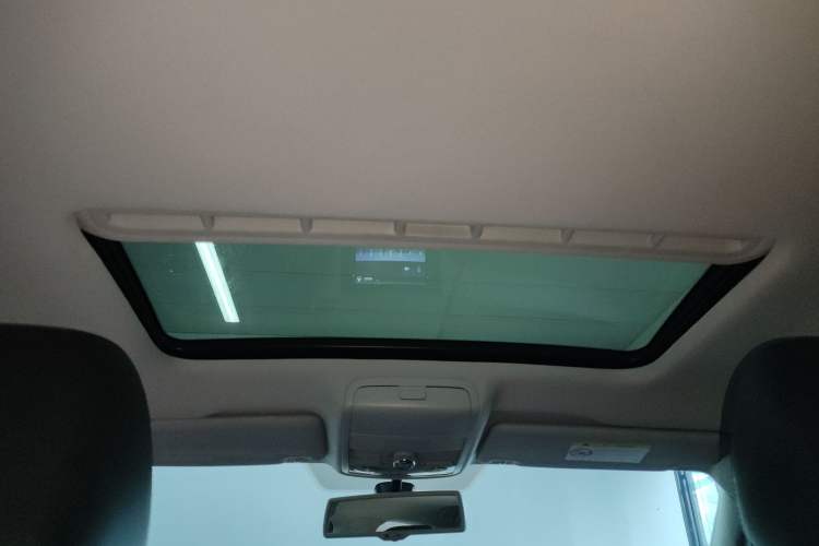 Used Volkswagen Passat 2014 1.8TSI DSG Prestige Edition Headliner