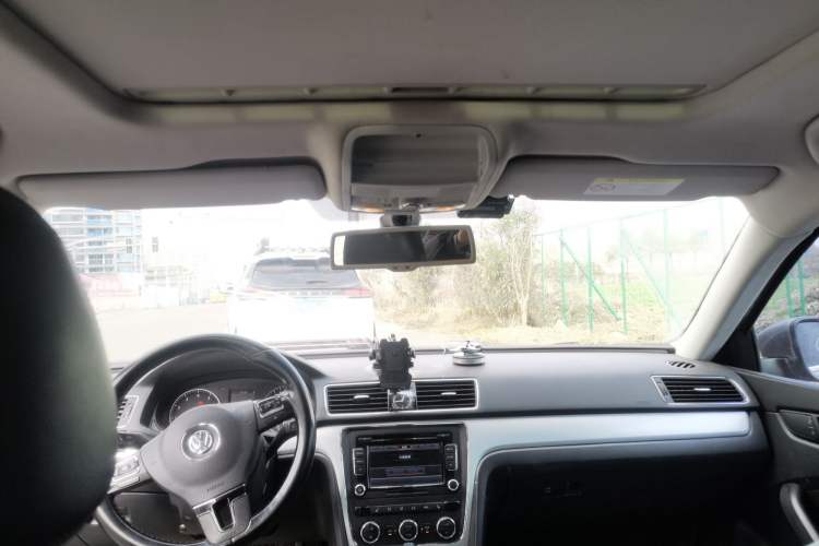 Used Volkswagen Passat 2014 1.8TSI DSG Prestige Edition Headliner