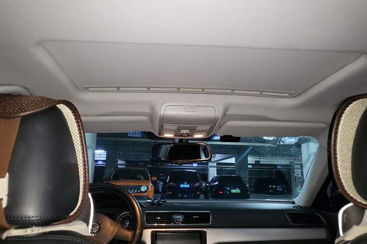 Used Volkswagen Passat 2014 1.8TSI DSG Prestige Edition Headliner