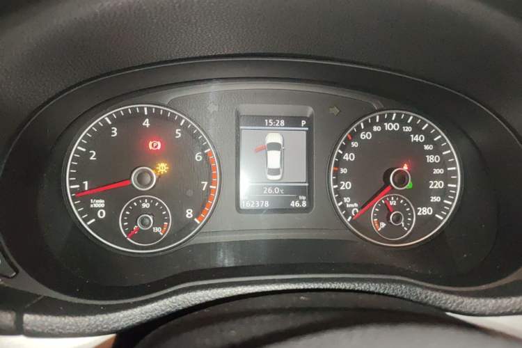 Used Volkswagen Passat 2014 1.8TSI DSG Prestige Edition Instrument Cluster
