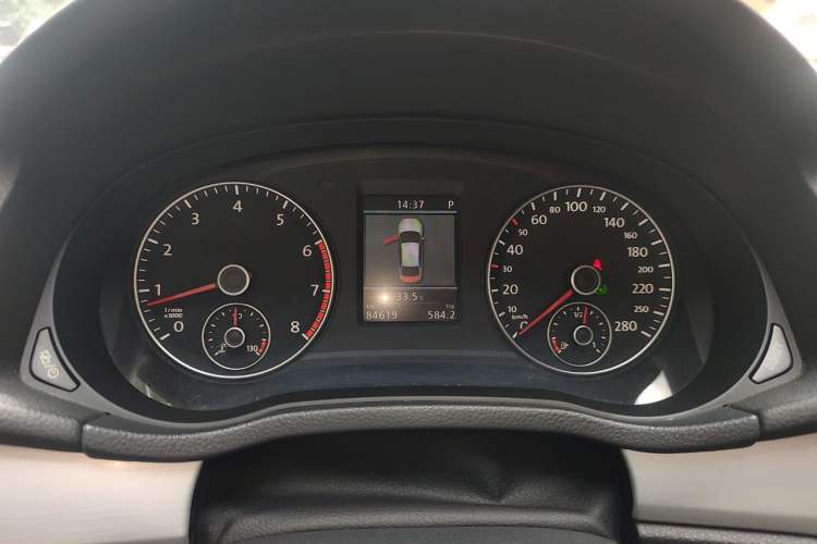 Used Volkswagen Passat 2014 1.8TSI DSG Prestige Edition Instrument Cluster