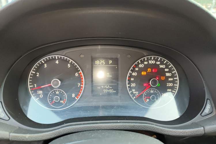 Used Volkswagen Passat 2014 1.8TSI DSG Prestige Edition Instrument Cluster