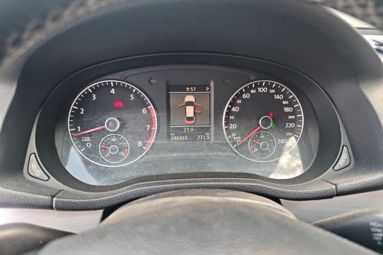 Used Volkswagen Passat 2014 1.8TSI DSG Prestige Navigation Edition Instrument Cluster