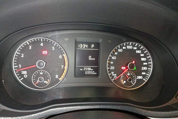 Used Volkswagen Passat 2014 1.8TSI DSG Prestige Edition Instrument Cluster
